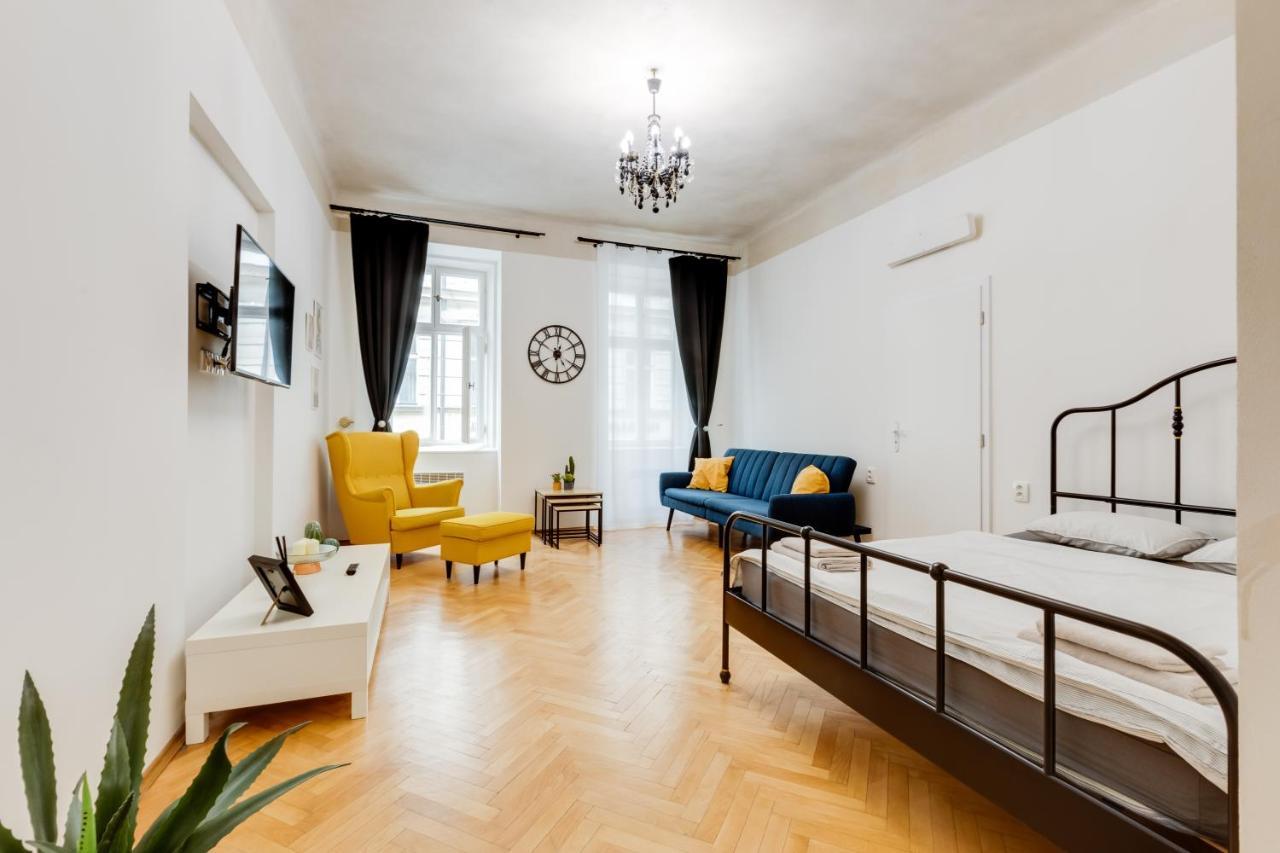 Lovely Heart Of Apartmán